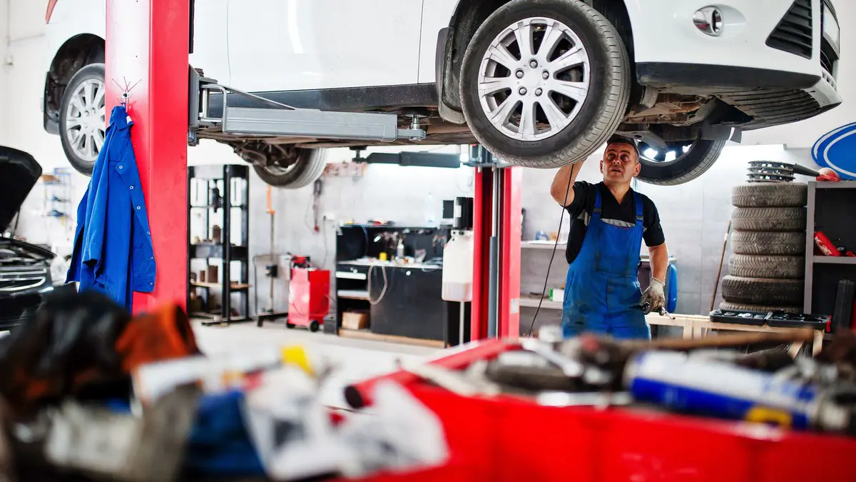 SENAI e Maxxi Trainning abrem inscrições para curso gratuito de mecânica com certificado presencial