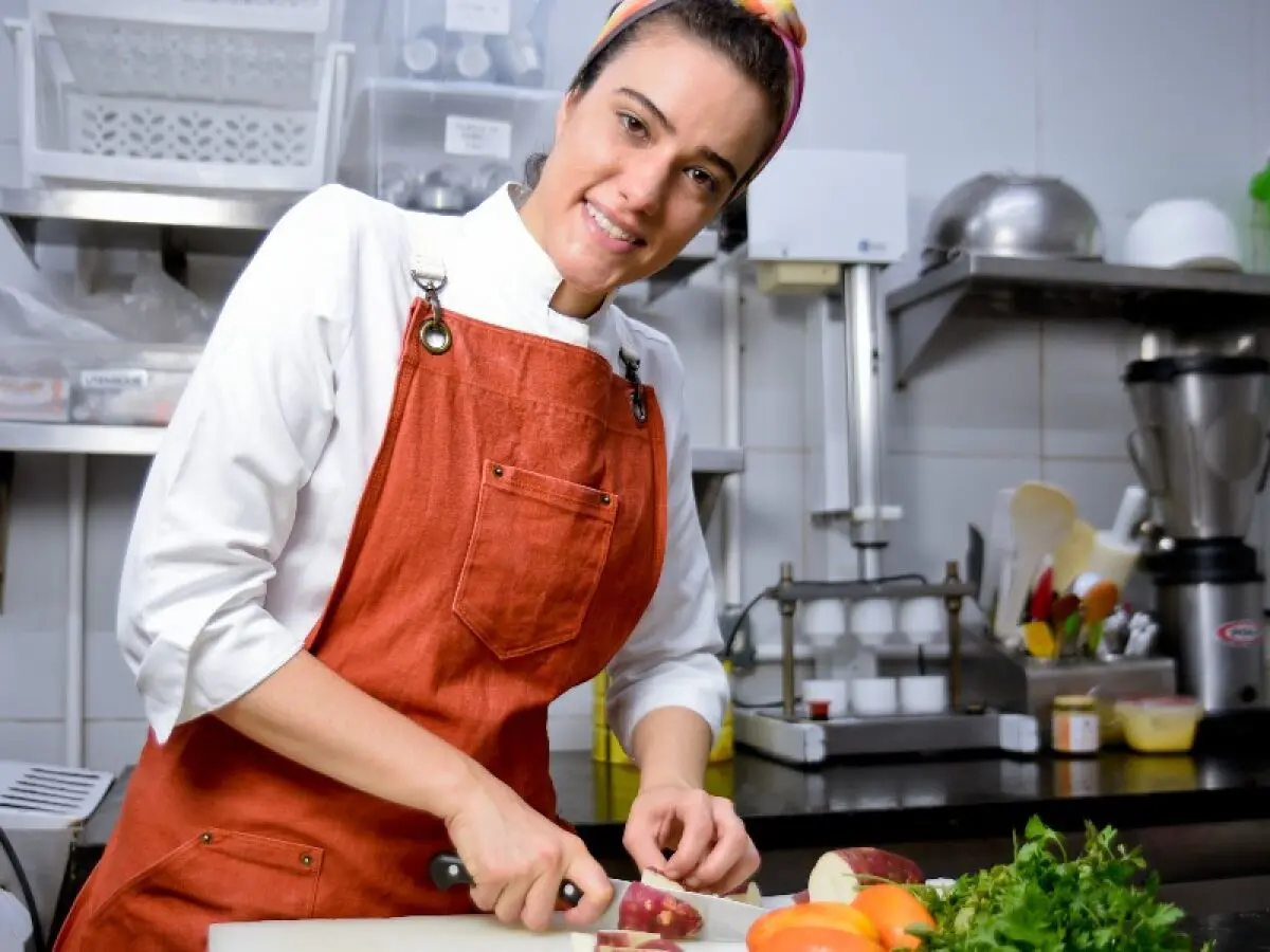 Mulheres em qualificação na área de gastronomia