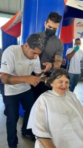 Corte grátis em São Mateus: alunos&hellip;