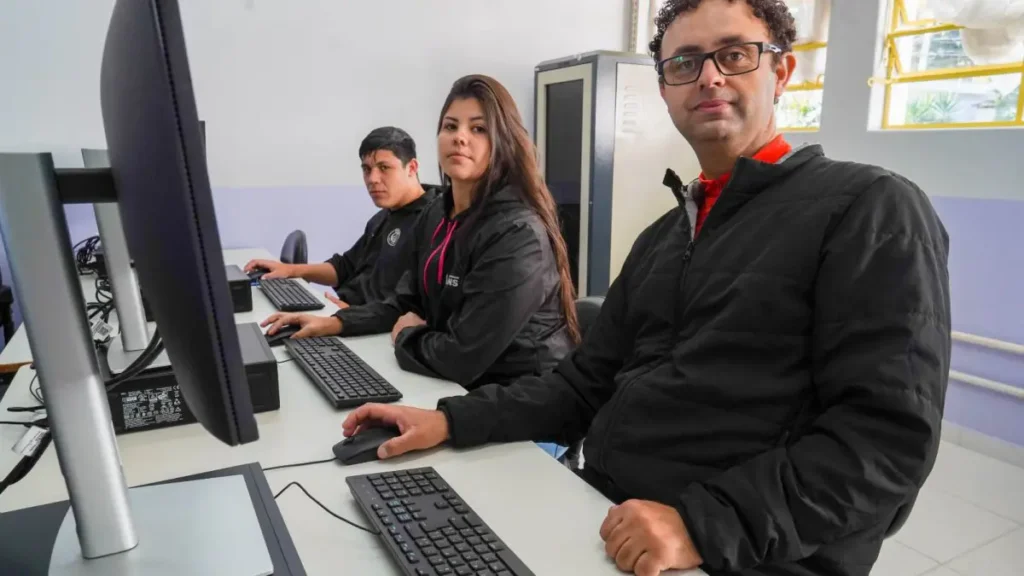 Aluno de curso gratuito do Senac em Pará